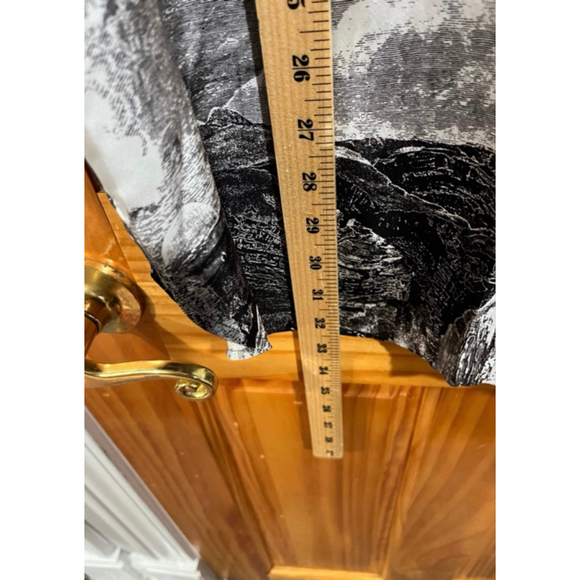 Burberry Women’s Chava Dreamscape Print Silk Oversized Shirt Size 8 - Picture 6 of 7